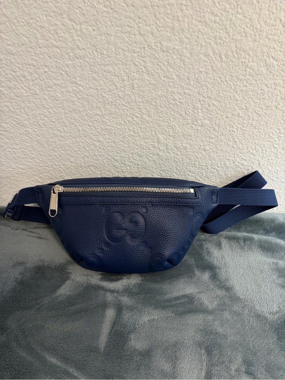 Brand New Gucci Jumbo GG Small Belt Bag Blue Embossed Leather - Picture 11 of 11